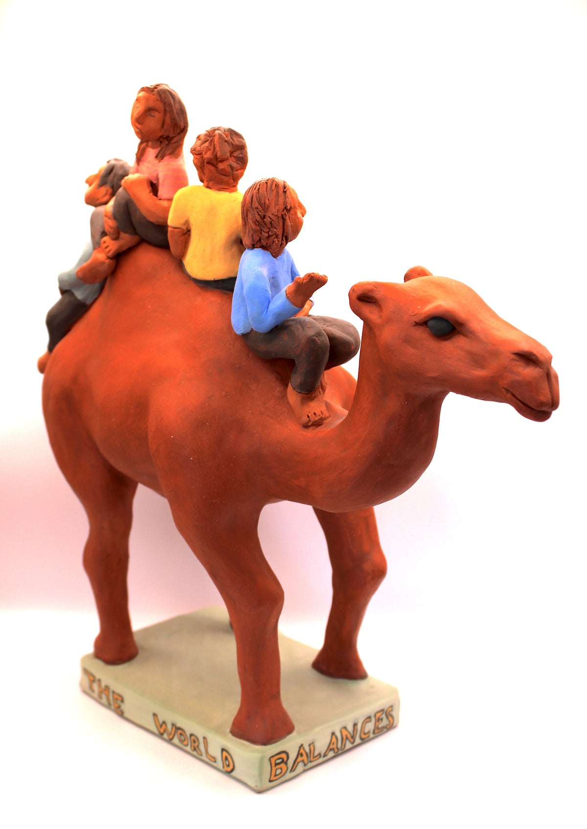 The world balances on a camel - Heather Davidson - Earthly Fables