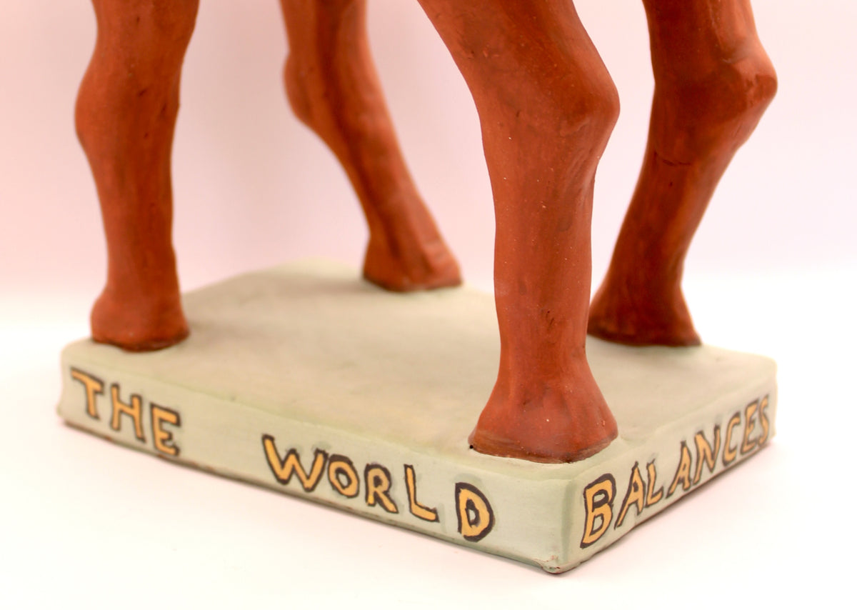 The world balances on a camel - Heather Davidson - Earthly Fables