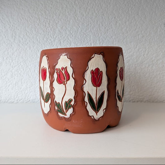 Tulip Vingettes Plant Pot- Roshan Bashar