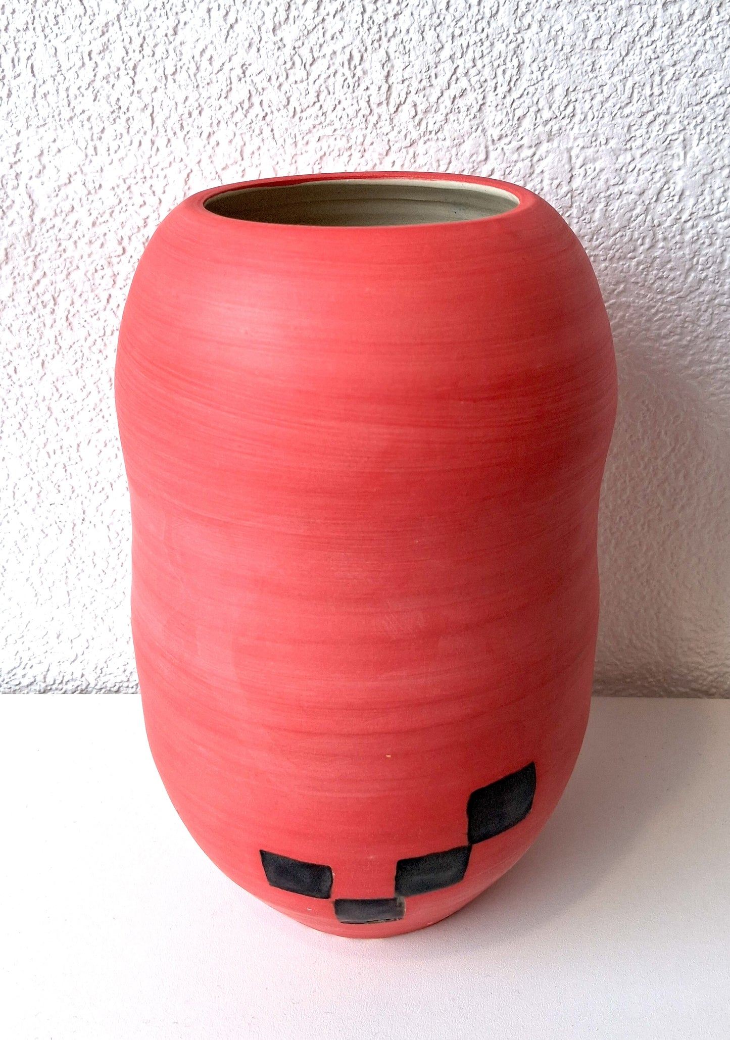 Large Red Vase - Cas Bolland