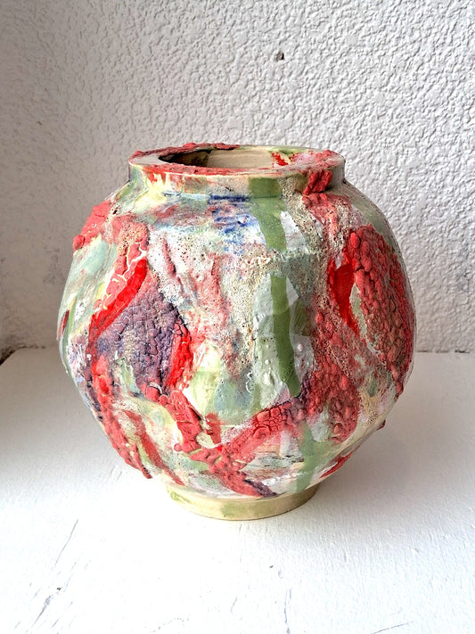 Round Vase 2 - Ryan Nesbitt